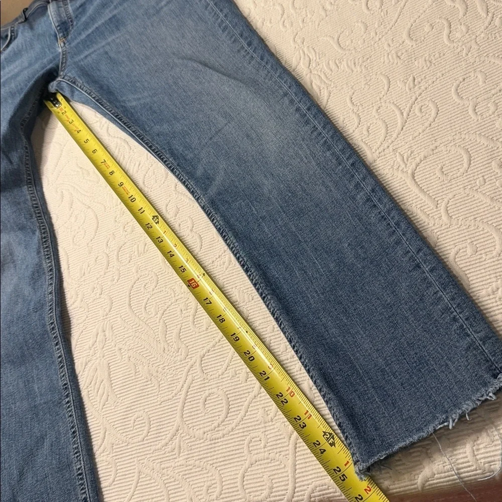 rag & bone Light Blue Skinny Ankle Leg Jeans. Raw Hem. Size 32